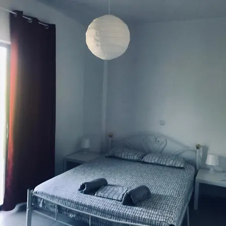 Siesta * Ακράτα