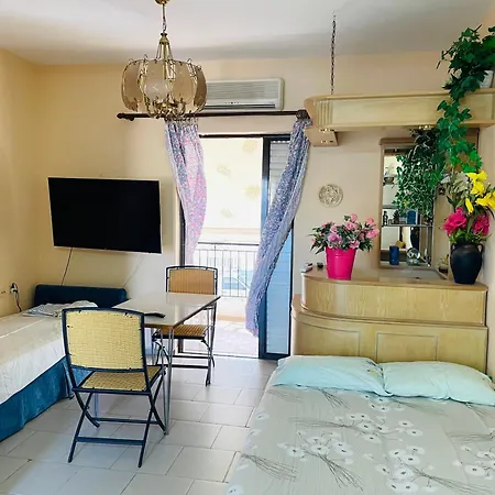 Διαμέρισμα Siesta Ακράτα